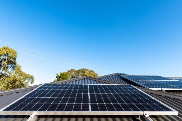What Is The Best Way To Clean Solar Panels In Honolulu